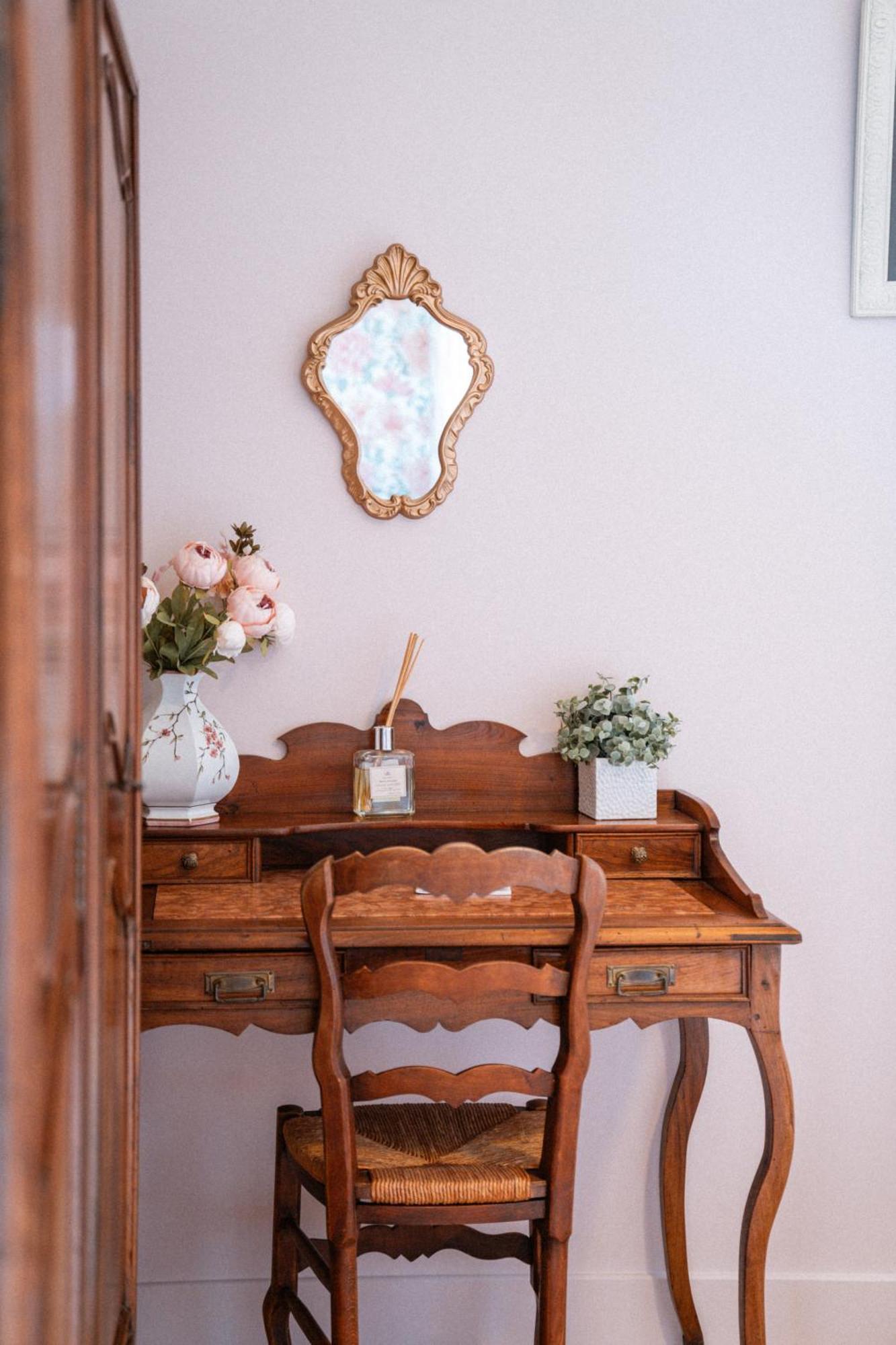 Le Jardin Des Cordeliers Bed & Breakfast Tarascon Exterior photo